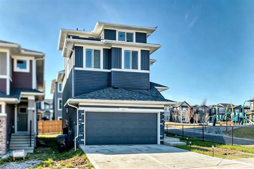 Picture of 47 Amblefield Grove NW, Calgary Real Estate Listing