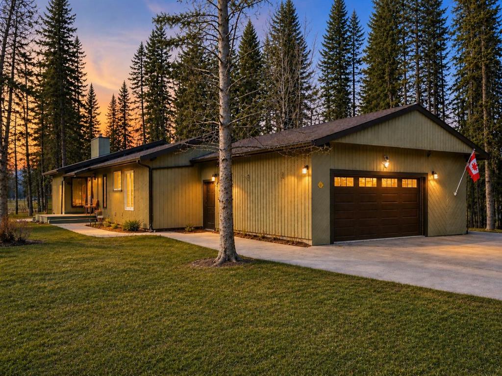 Picture of 12 Wolf Crescent , Rural Rocky View County Real Estate Listing