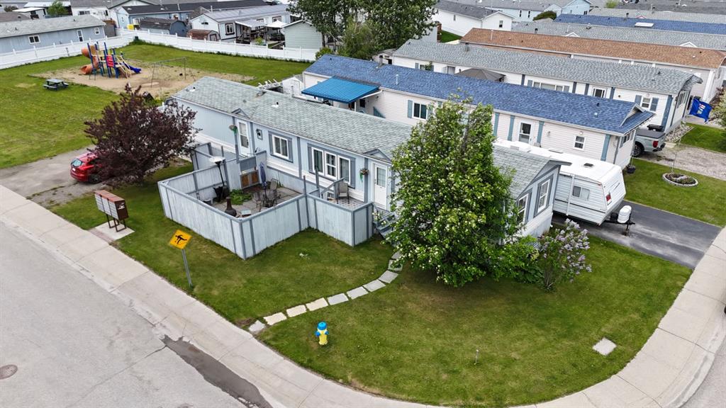 Picture of 102 NICKERSON Avenue , Hinton Real Estate Listing