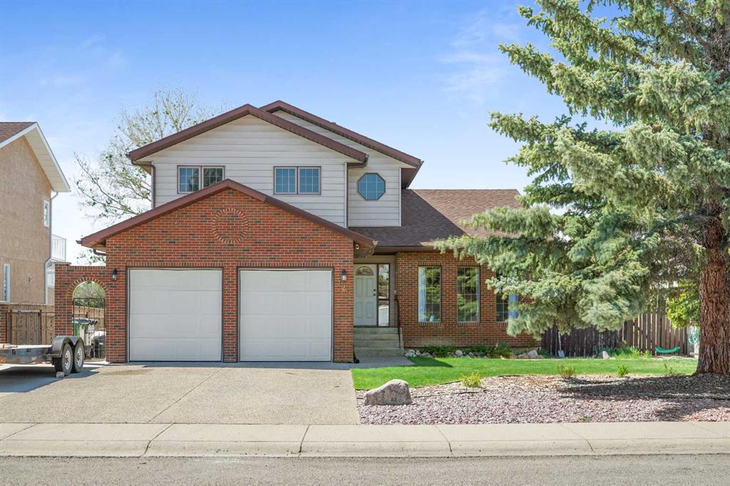 Picture of 126 Fairway Drive , Coaldale Real Estate Listing