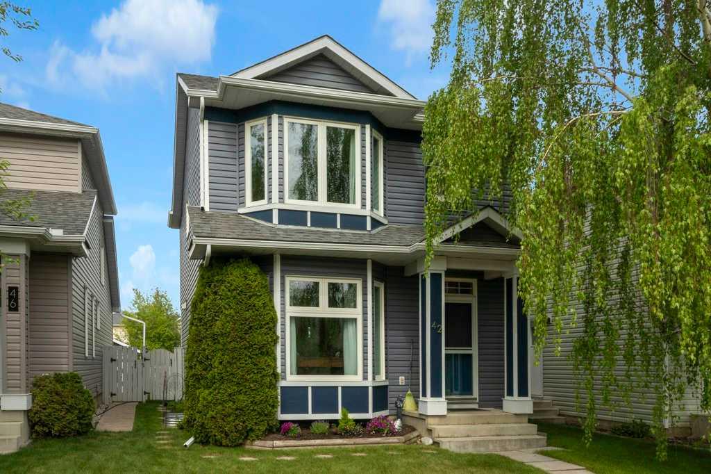 Picture of 42 River Rock Green SE, Calgary Real Estate Listing