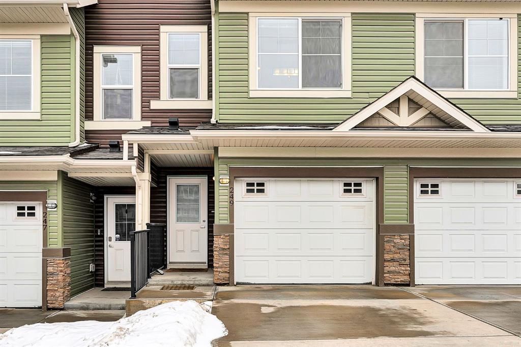 Picture of 249 Sage Hill Grove NW, Calgary Real Estate Listing