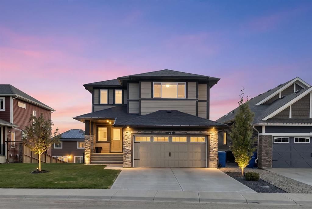 Picture of 41 Banded Peak View , Okotoks Real Estate Listing