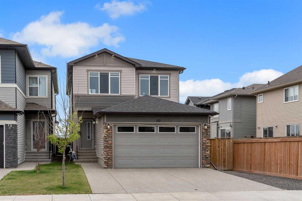 Picture of 152 Savanna Way NE, Calgary Real Estate Listing