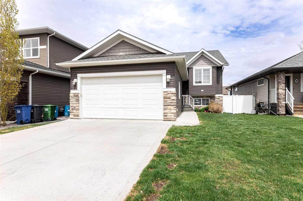 Picture of 52 Vancouver Crescent , Red Deer Real Estate Listing