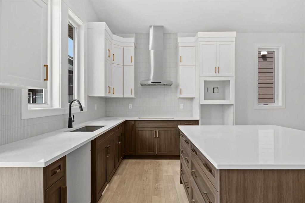 Picture of 101 Creekstone Hill SW, Calgary Real Estate Listing