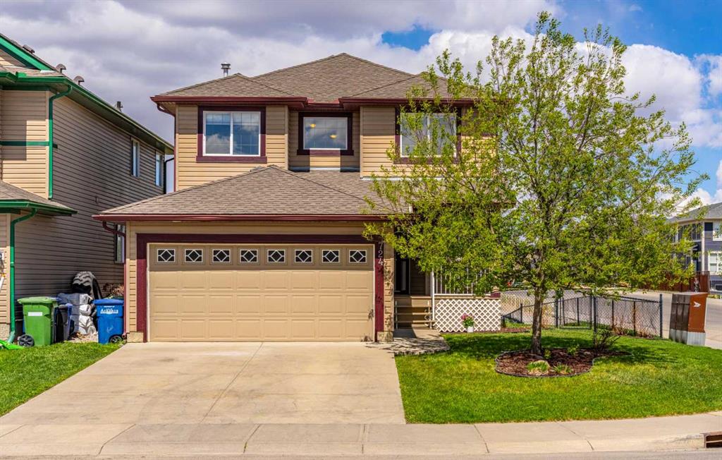 Picture of 724 Luxstone Landing SW, Airdrie Real Estate Listing
