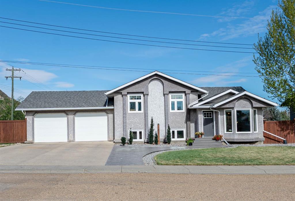 Picture of 115 9 Street , Drumheller Real Estate Listing
