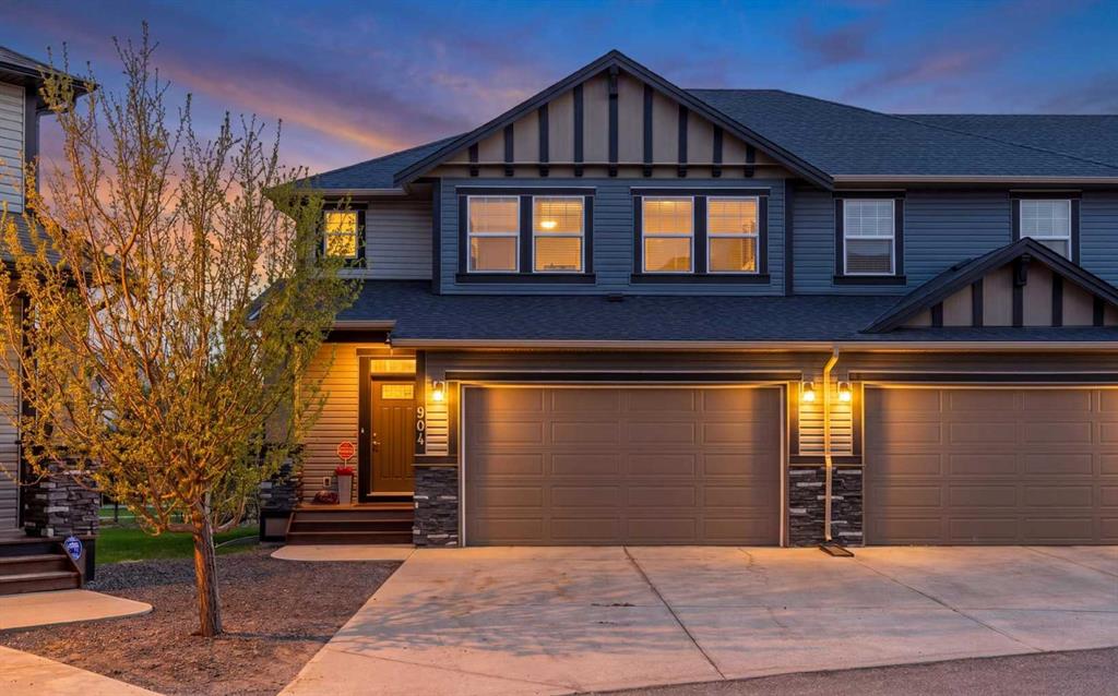 Picture of 904, 1086 Williamstown Boulevard NW, Airdrie Real Estate Listing