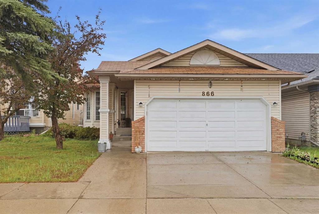 Picture of 866 Applewood Drive SE, Calgary Real Estate Listing
