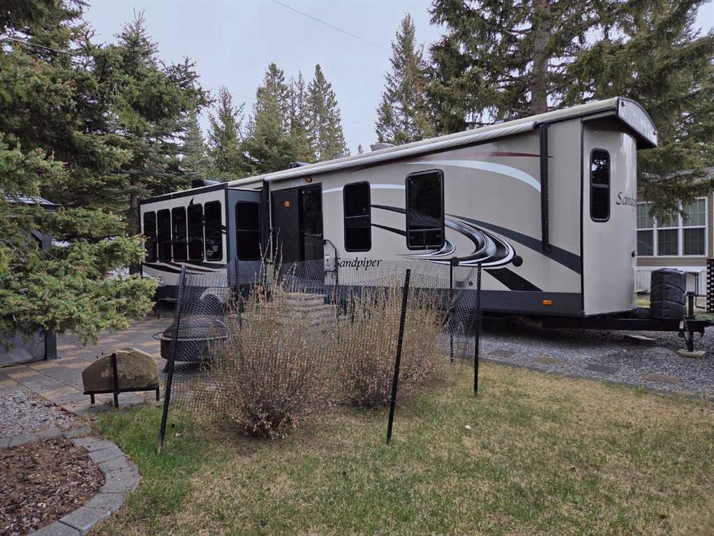 Picture of 3 Timber Way , Rural Mountain View County Real Estate Listing