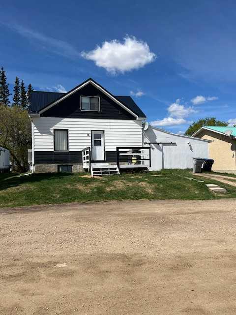 Picture of 4810 46 Street , Mayerthorpe Real Estate Listing