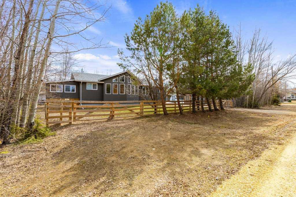 Picture of 1651 Lakeview Lane , Calling Lake Real Estate Listing