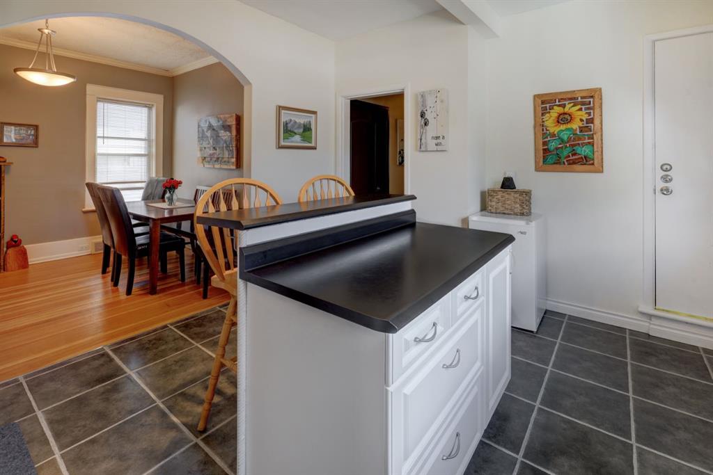 Picture of 508 9 Street NE, Calgary Real Estate Listing