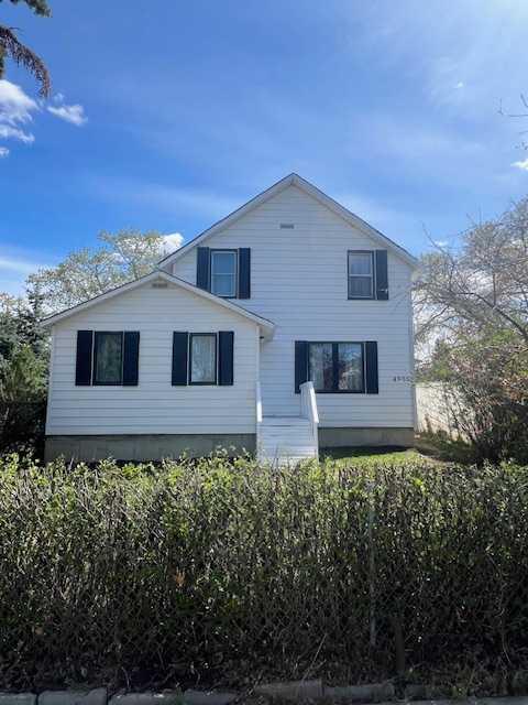 Picture of 4905 49 Street , Mayerthorpe Real Estate Listing