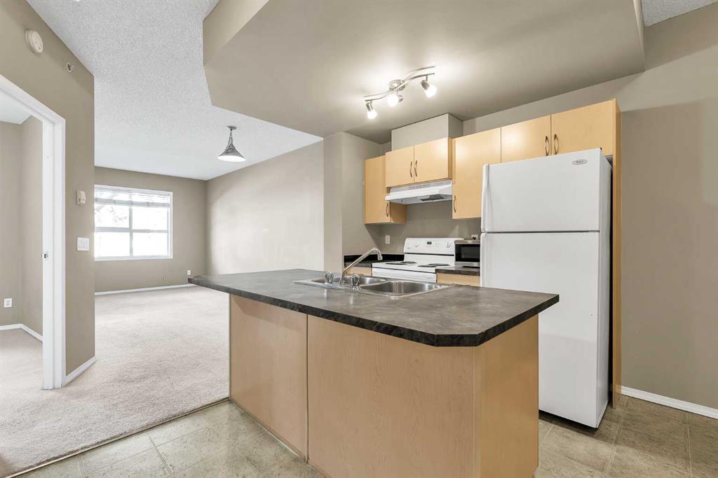 Picture of 1103, 73 Erin Woods Court SE, Calgary Real Estate Listing