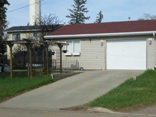 Picture of 2301 20 Avenue N, Bowden Real Estate Listing