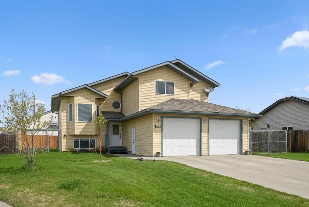 Picture of 2819 46 Avenue  , Athabasca Real Estate Listing