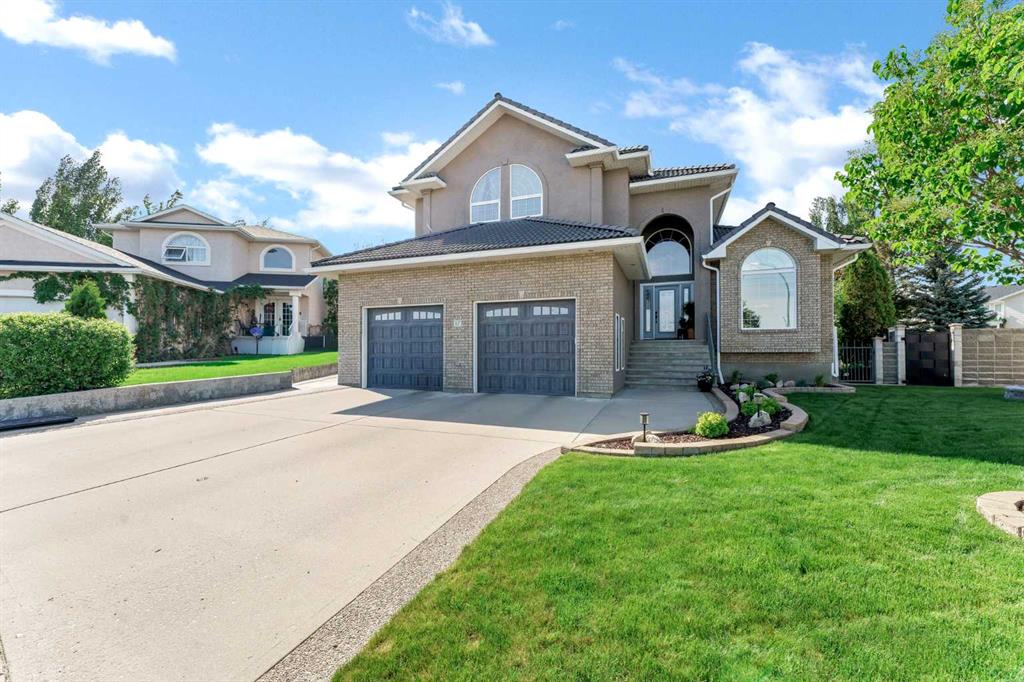 Picture of 67 Penland Way NE, Medicine Hat Real Estate Listing