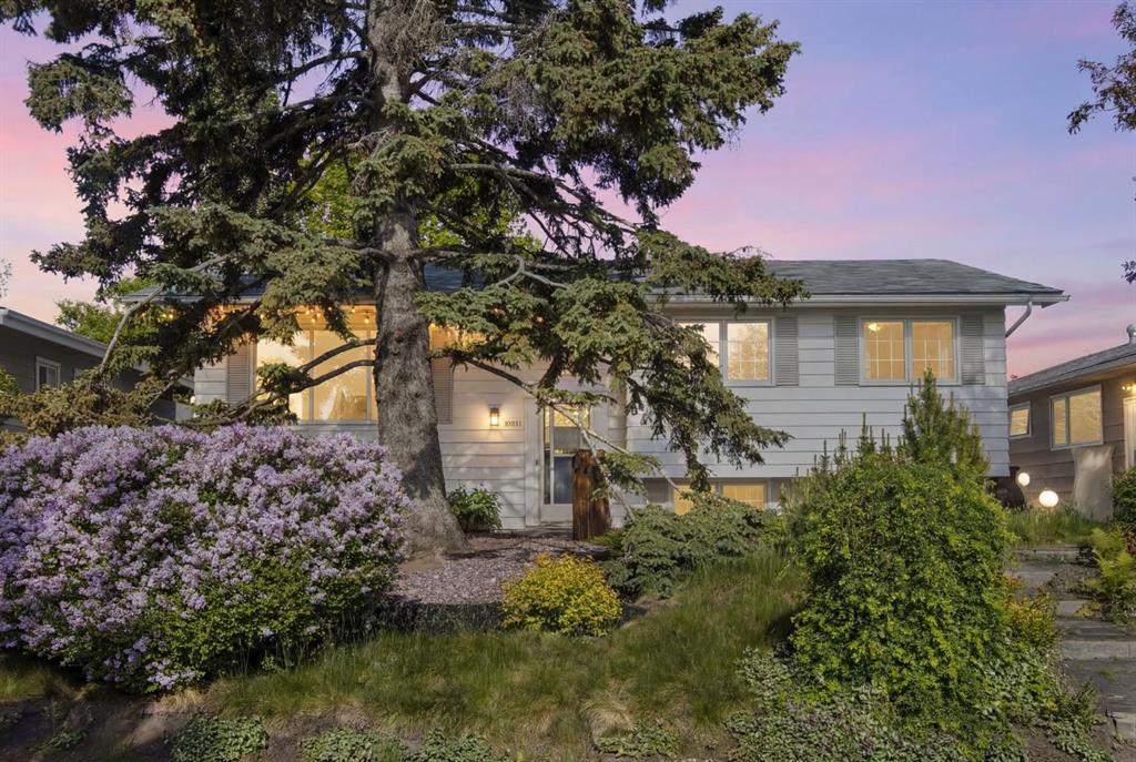 Picture of 10811 Maplecrest Road SE, Calgary Real Estate Listing