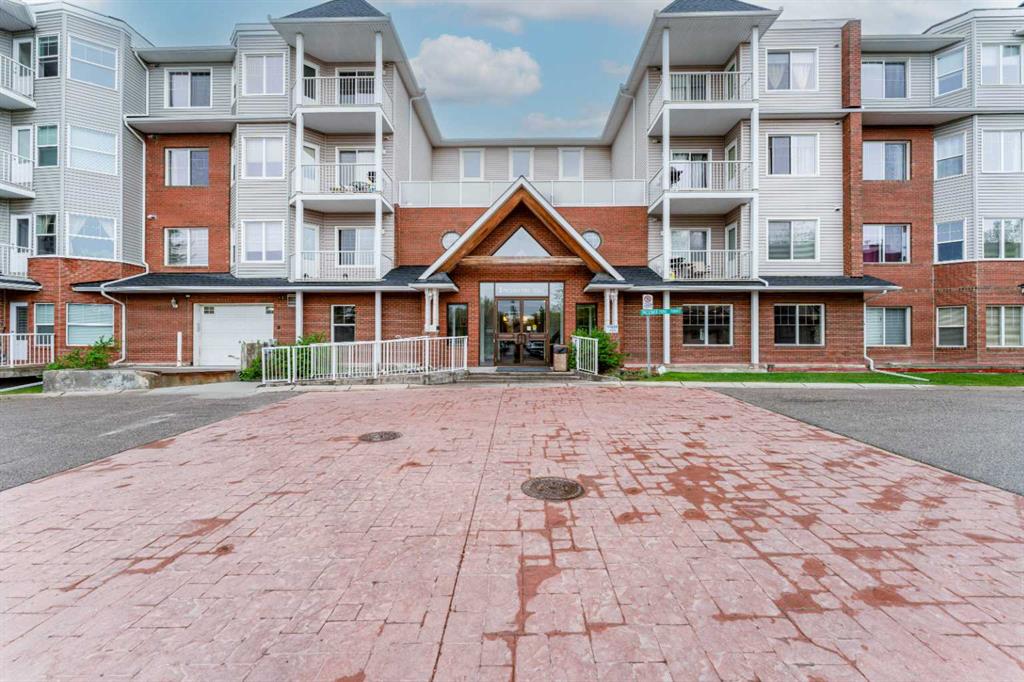 Picture of 206, 8 Prestwick Pond Terrace SE, Calgary Real Estate Listing