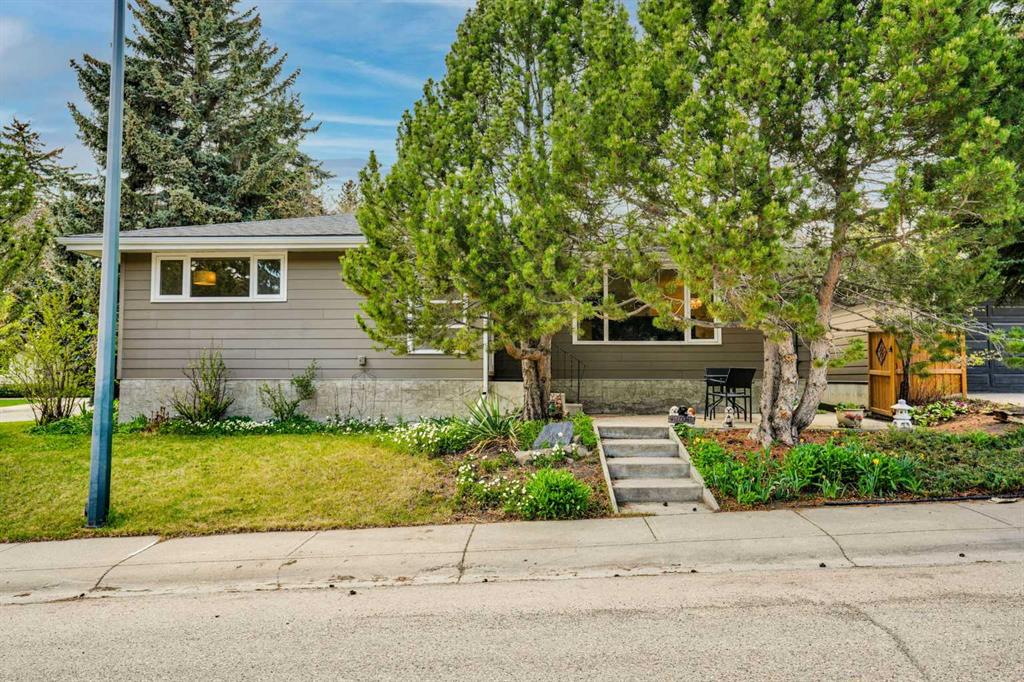 Picture of 2704 Chandler Road NW, Calgary Real Estate Listing