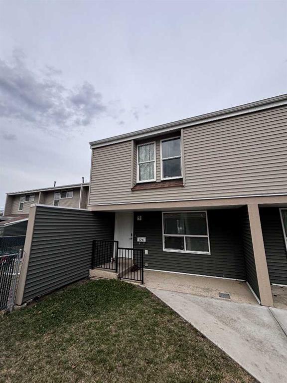 Picture of 124, 9501 72 Avenue , Grande Prairie Real Estate Listing