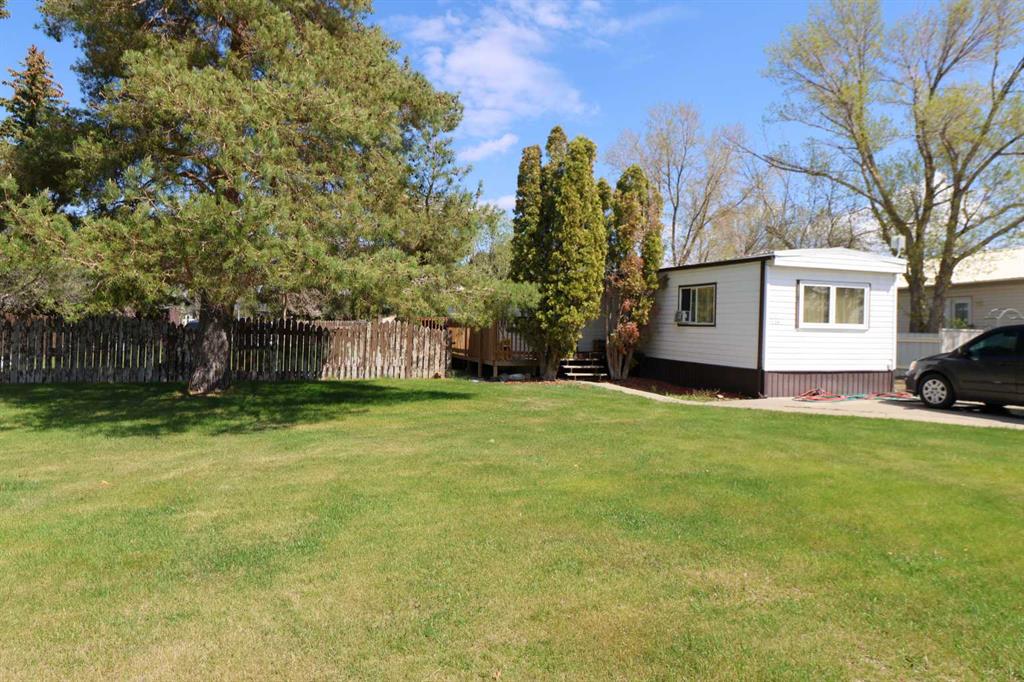 Picture of 1124 1 Ave  , Vauxhall Real Estate Listing