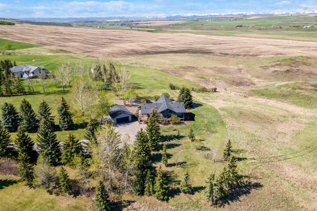 Picture of 8120 408 Avenue E, Rural Foothills County Real Estate Listing