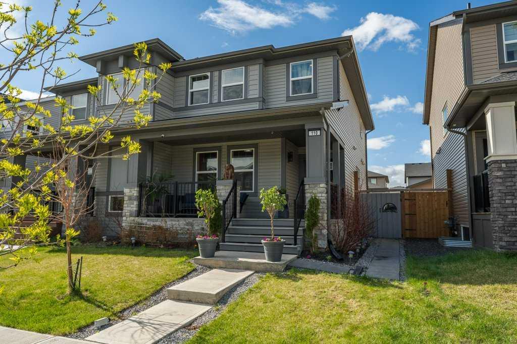 Picture of 110 Hillcrest Close SW, Airdrie Real Estate Listing