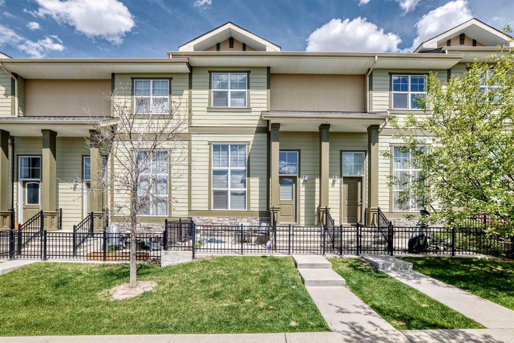 Picture of 551 Evanston Link NW, Calgary Real Estate Listing