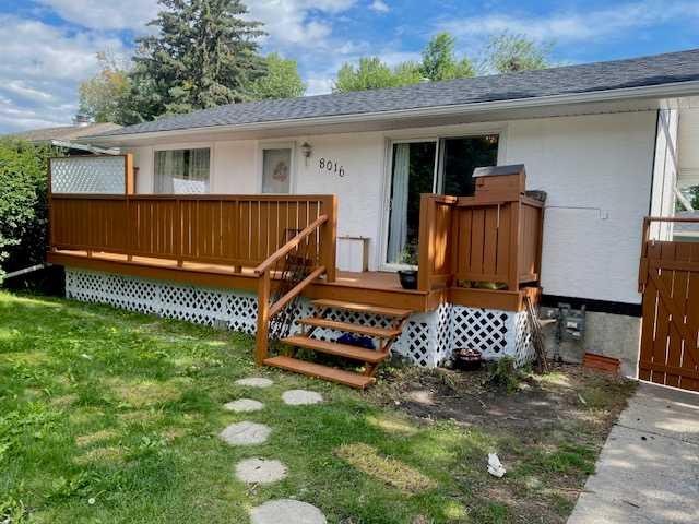 Picture of 8016 33 Avenue NW, Calgary Real Estate Listing