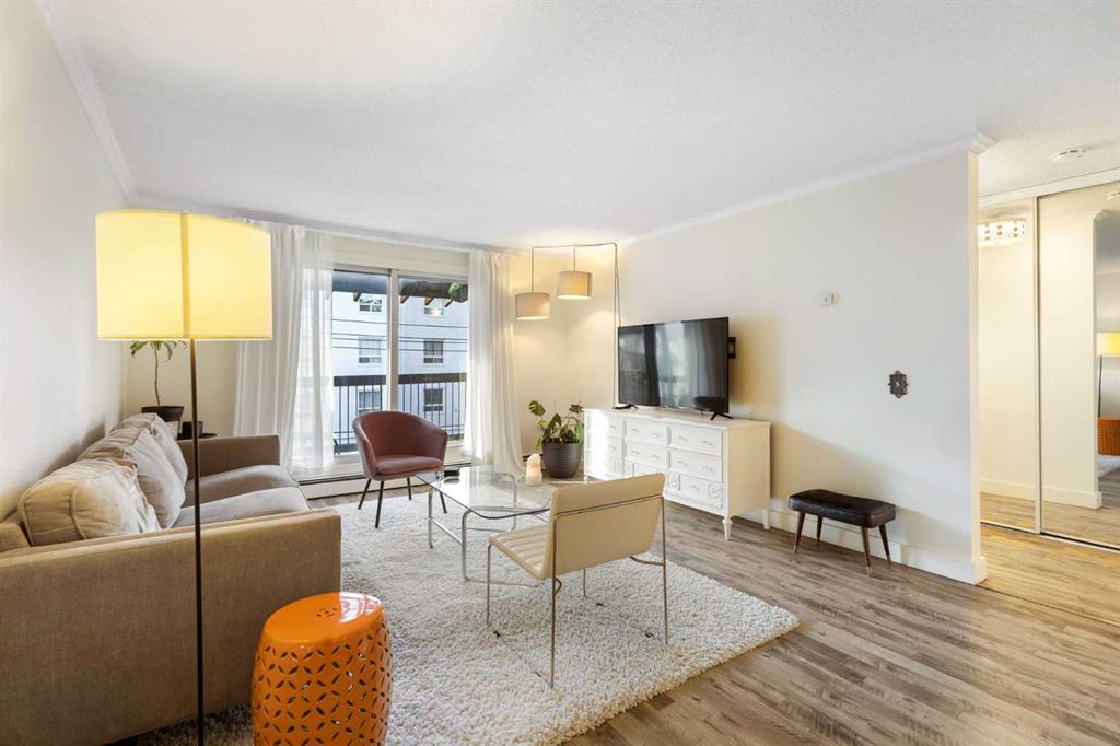 Picture of 305, 2611 15A Street SW, Calgary Real Estate Listing