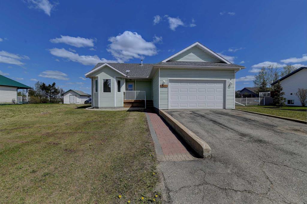 Picture of 10108 106 Street , Hythe Real Estate Listing