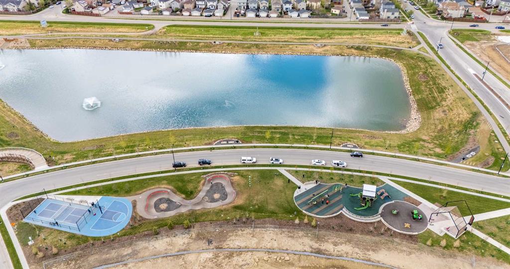 Picture of 48 Willow Green SW, Airdrie Real Estate Listing