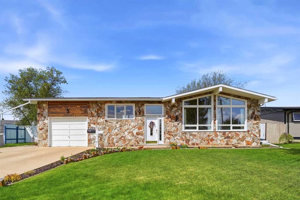 Picture of 4024 58 Street , Stettler Real Estate Listing