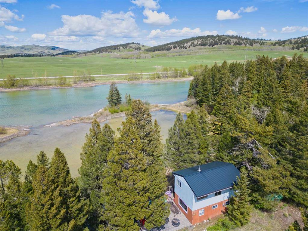 Picture of 20 Lee Lake Road , Rural Pincher Creek No. 9, M.D. of Real Estate Listing