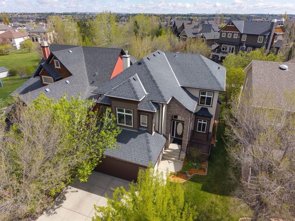 Picture of 957 Coopers Drive SW, Airdrie Real Estate Listing