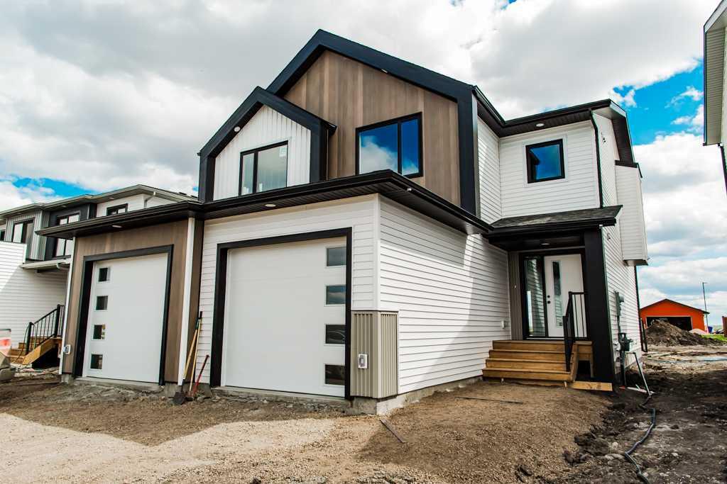 Picture of 9520 114 Avenue , Clairmont Real Estate Listing