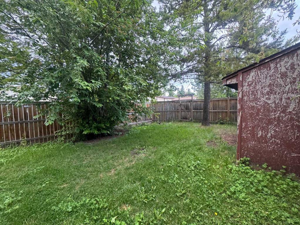 Picture of 59 Nichols Crescent , Red Deer Real Estate Listing