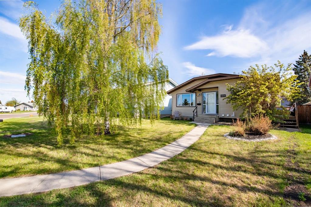 Picture of 105 Erickson Drive , Red Deer Real Estate Listing