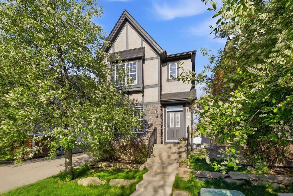 Picture of 122 Ypres Green SW, Calgary Real Estate Listing