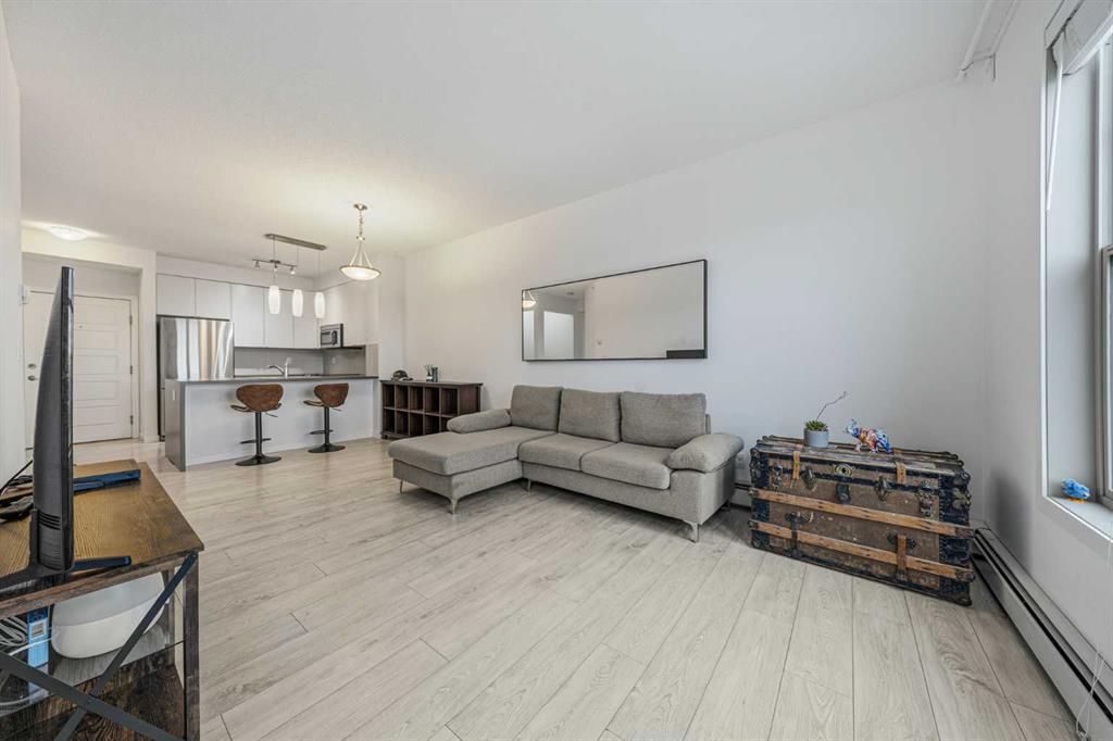 Picture of 404, 207 Sunset Drive , Cochrane Real Estate Listing