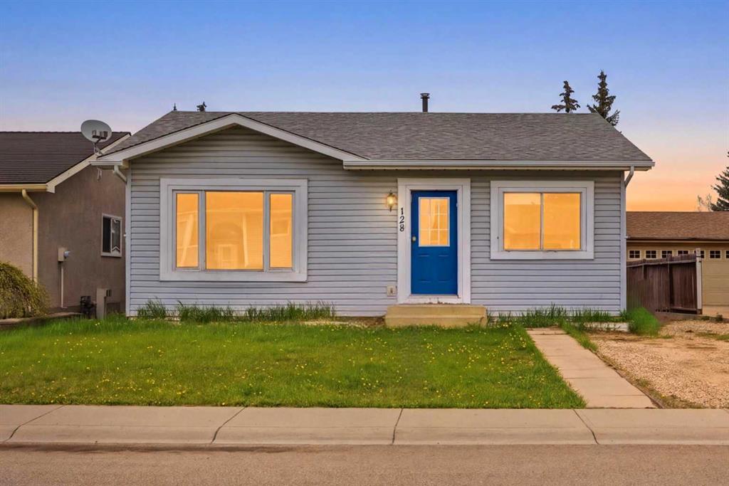 Picture of 128 Ridgegate Way SW, Airdrie Real Estate Listing