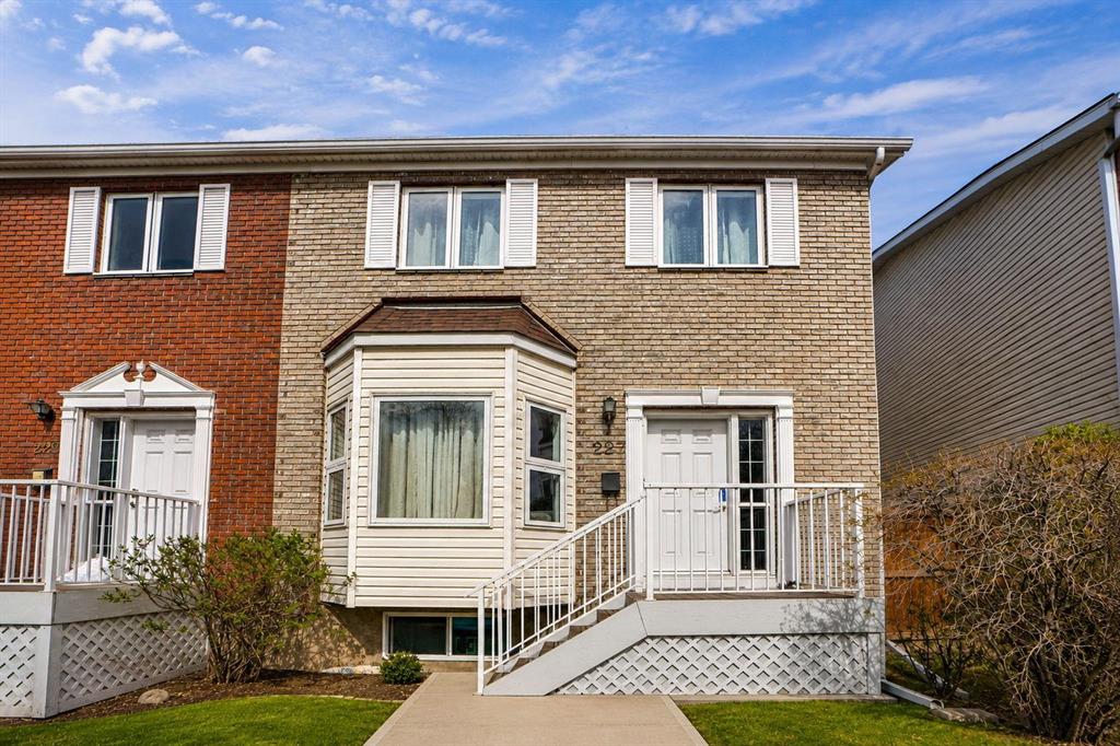 Picture of 227 Citadel Lane NW, Calgary Real Estate Listing