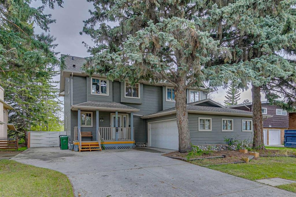 Picture of 361 Wildwood Drive SW, Calgary Real Estate Listing