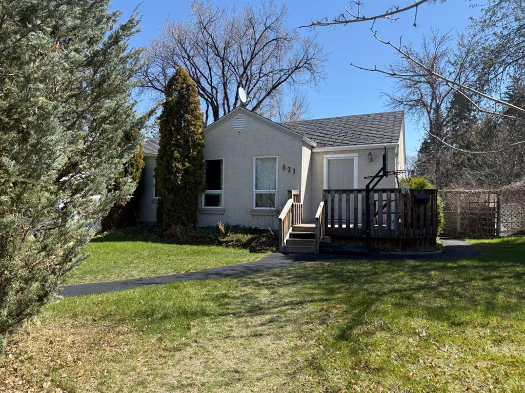 Picture of 821 14 Street S, Lethbridge Real Estate Listing