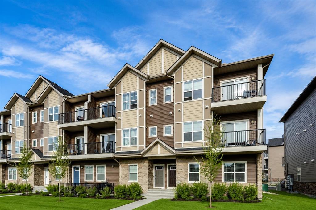 Picture of 1009, 250 Fireside View , Cochrane Real Estate Listing
