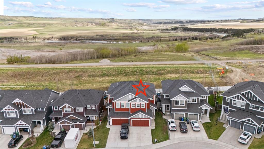 Picture of 514 River Heights Crescent , Cochrane Real Estate Listing