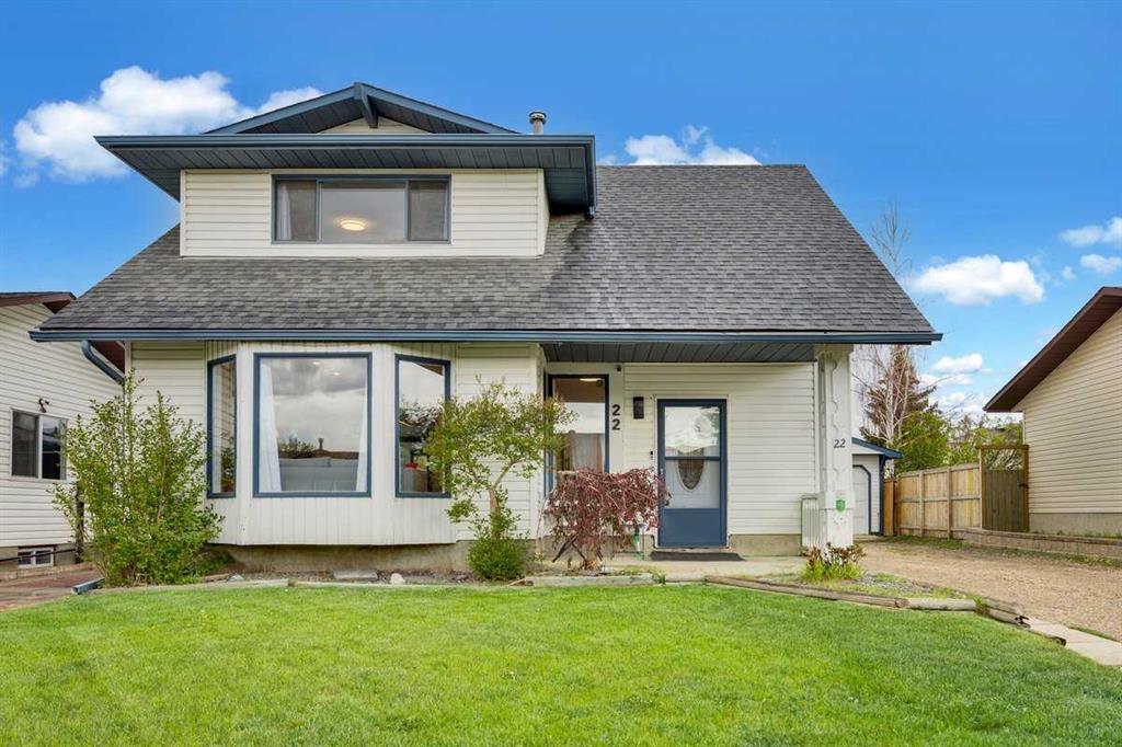 Picture of 22 Sandstone Crescent SE, Airdrie Real Estate Listing